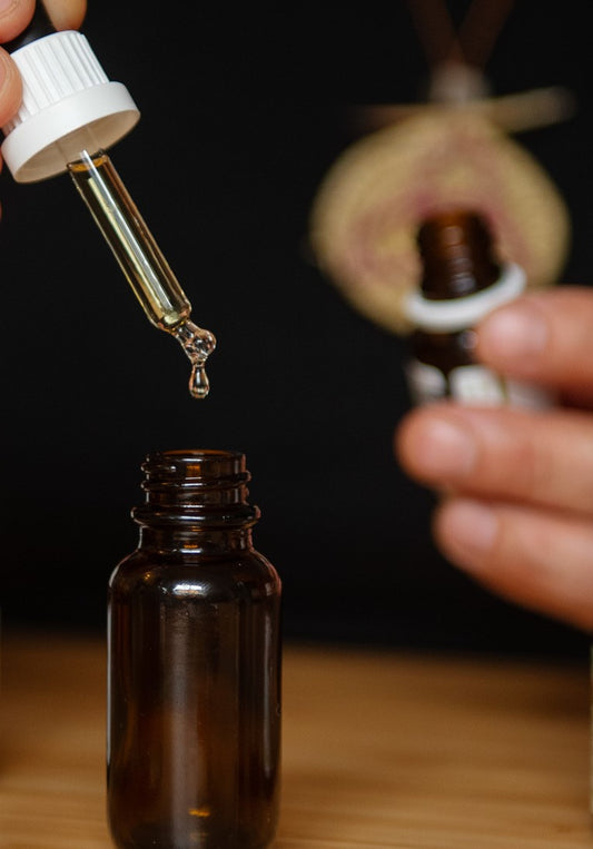shock, trauma, emotional upset, emotional relief, emergency essence drops, Ausflower essences, oral drops, vibrational remedy, apothecary, qualified herbalist, fiona gray herbalist, blessed botanicals, eases distress.
